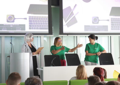 Foto de las jornadas de puertas abiertas el 5 de julio de 2025 en el CIBA en el marco del proyecto InvestIACS Aquí hacemos ciencia