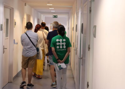 Foto de las jornadas de puertas abiertas el 5 de julio de 2025 en el CIBA en el marco del proyecto InvestIACS Aquí hacemos ciencia